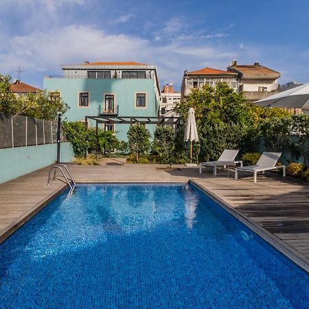 Central Studio W/ Pool, Ac & Patio By Lovelystay Porto Bagian luar foto