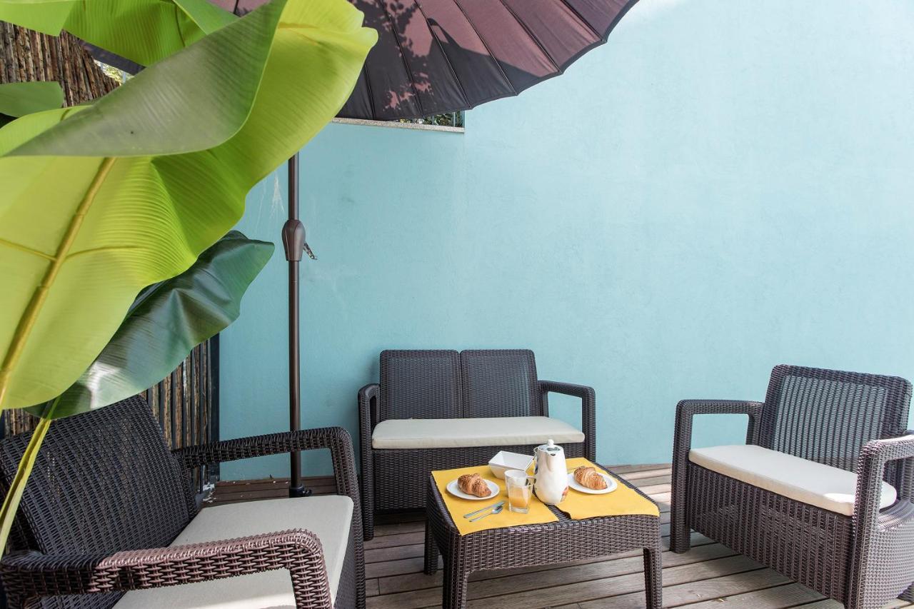 Central Studio W/ Pool, Ac & Patio By Lovelystay Porto Bagian luar foto