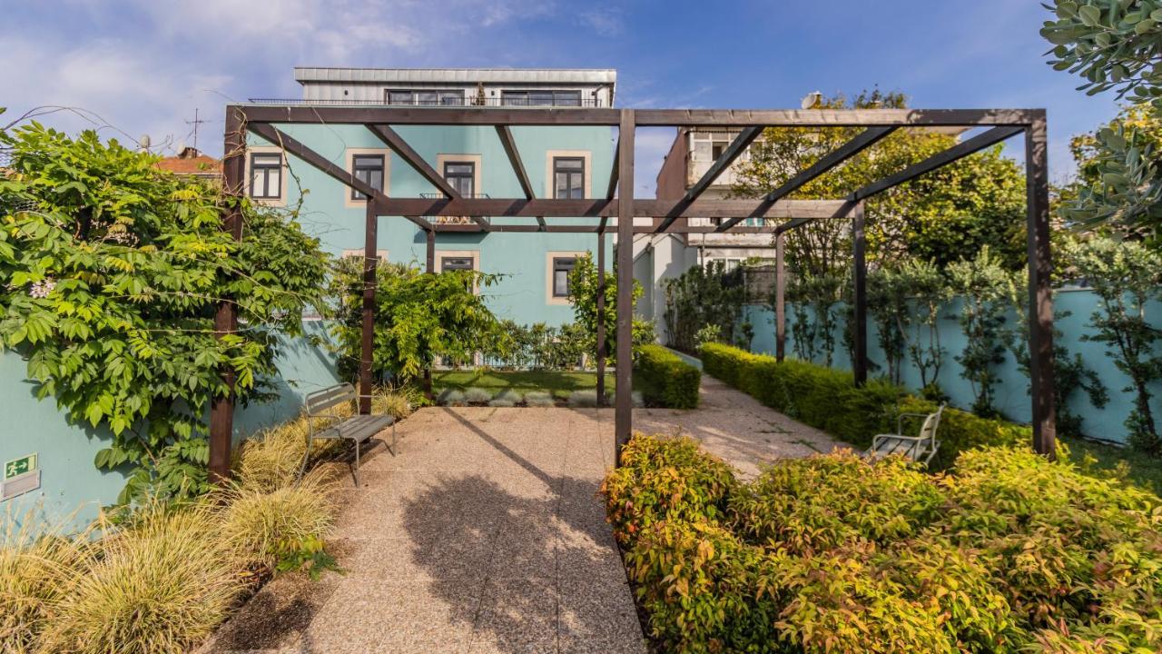 Central Studio W/ Pool, Ac & Patio By Lovelystay Porto Bagian luar foto